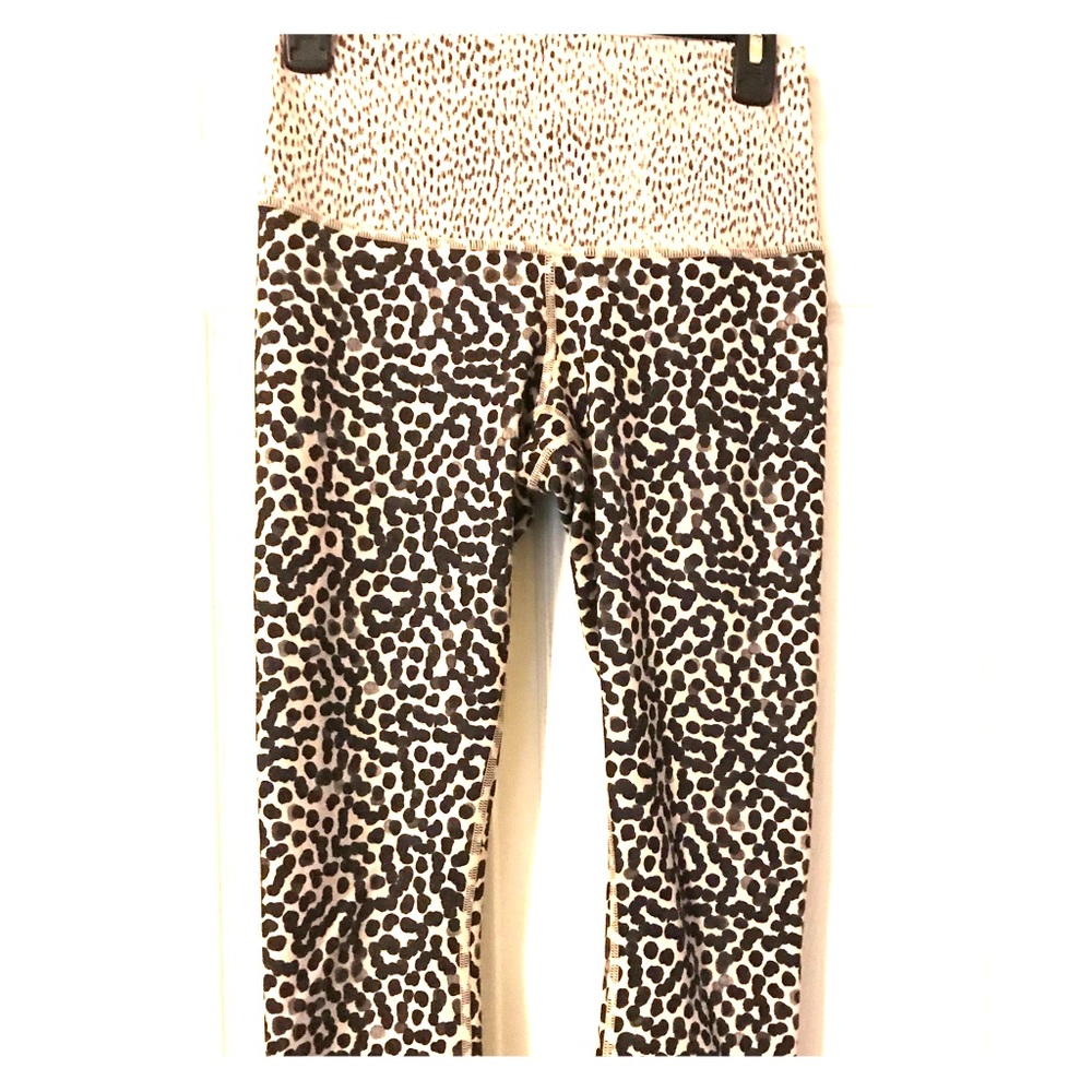Lululemon crops